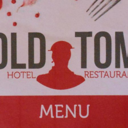 Hotel Old Tom 伊普尔 外观 照片